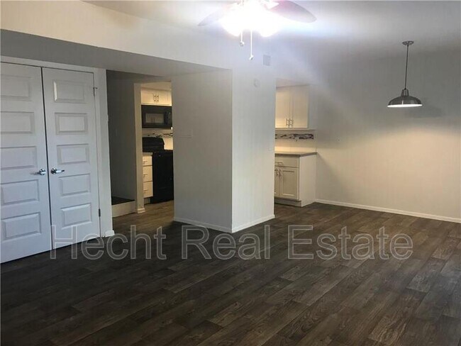 Foto del edificio - 7302 Duval St