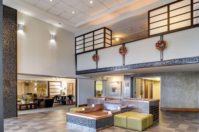 Lobby - 401 S 1st St
