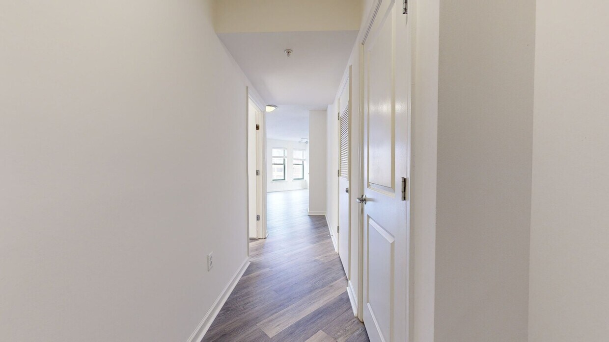 Photo - 1301 Thomas Circle Apartments