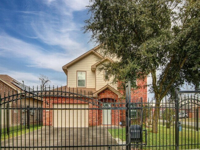 Foto del edificio - 2915 Paige St