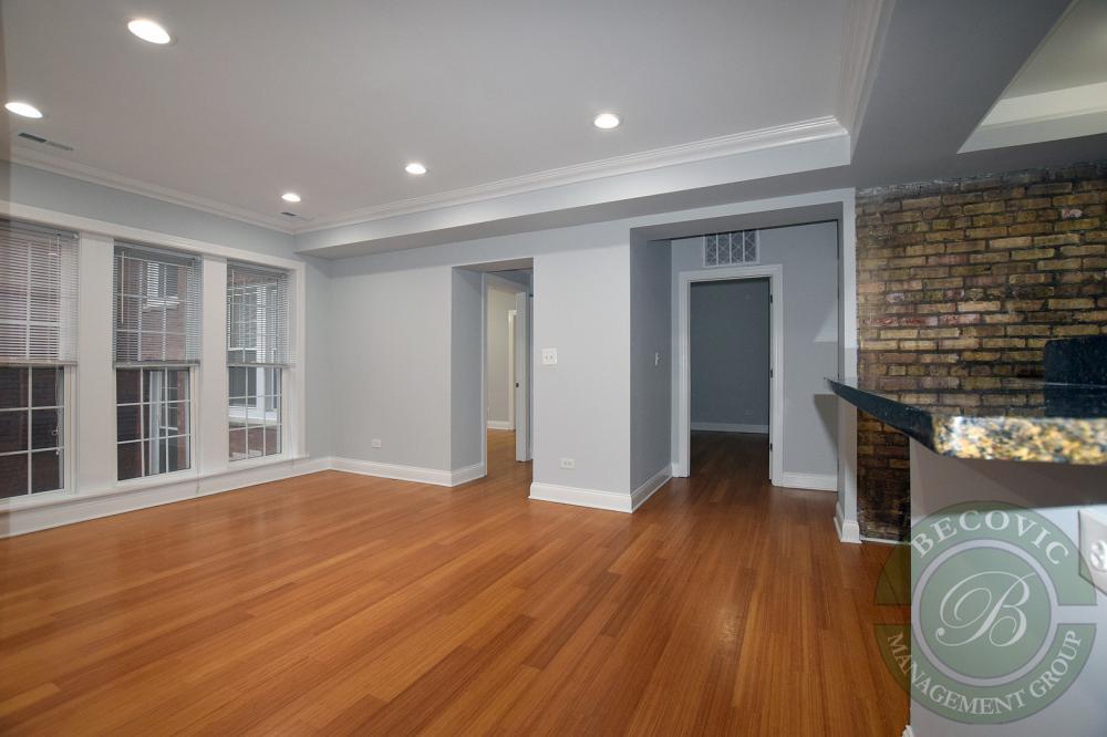 Foto principal - 2 bedroom in Chicago IL 60626