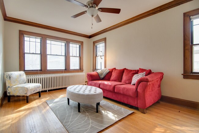 Foto del edificio - 3220 Lyndale Ave S