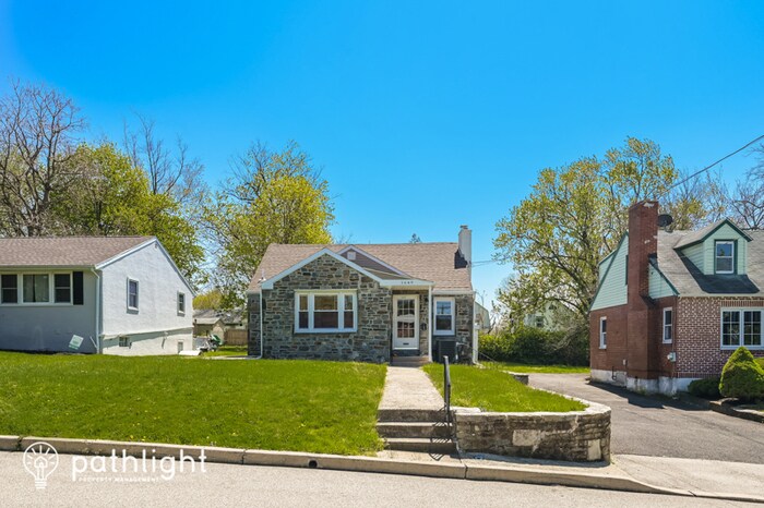 Foto principal - 1649 Summit Ave, Willow Grove, PA, 19090