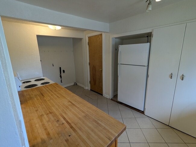 Foto del edificio - 285 Kenwood Ave NE