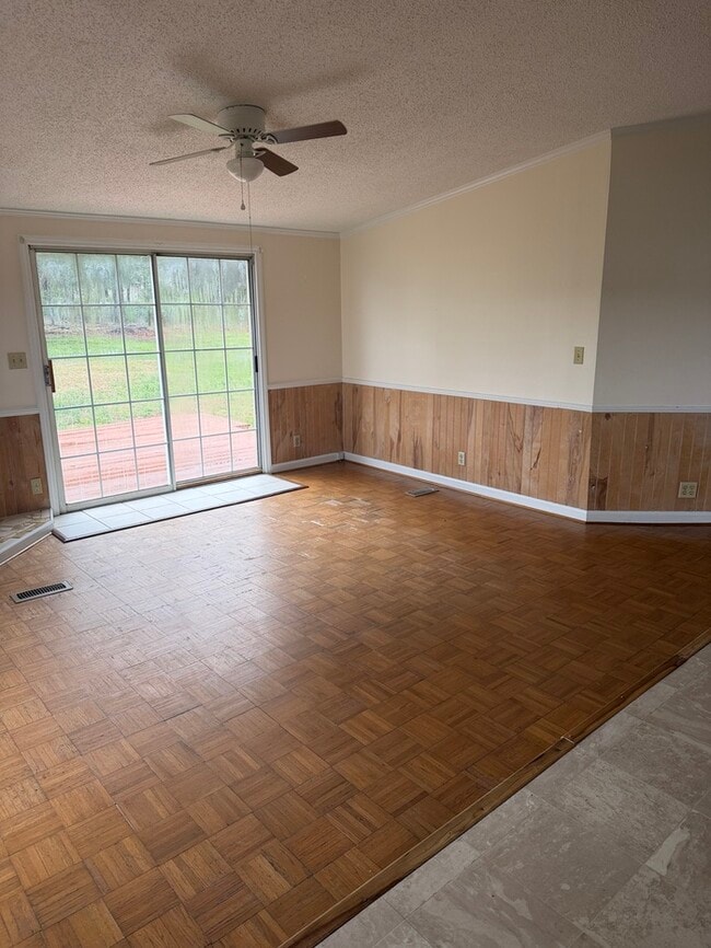 Building Photo - 107 Shiloh Rd