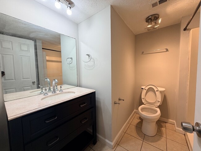 Photo - 3810 Kensingwood Trace Townhome