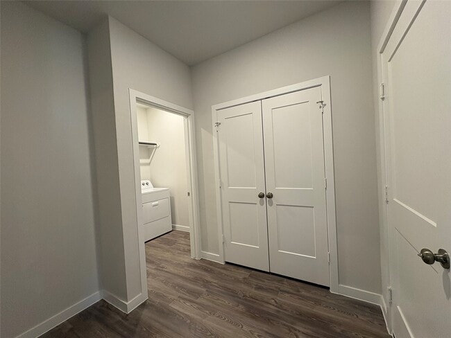 Foto del edificio - 9509 Shady Trl Dr