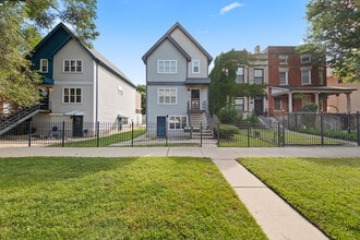 Building Photo - 6449 S Kenwood Ave