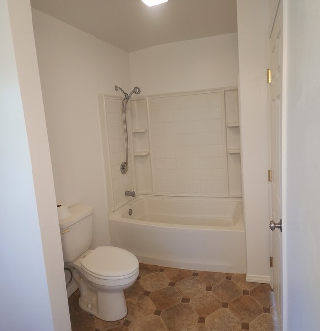 Building Photo - 12618 Sierra Rojo Rd