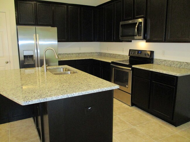 Foto del edificio - 146 Mitchell Creek Way