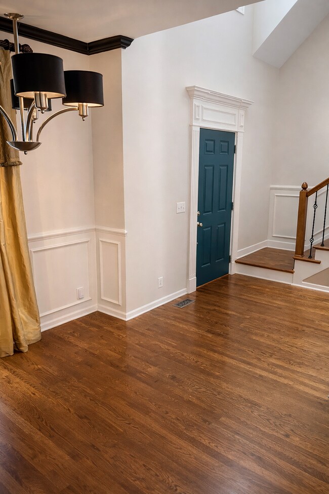 Foto del edificio - 2518 Wythe Close