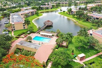 Building Photo - 6114 Coral Lake Dr