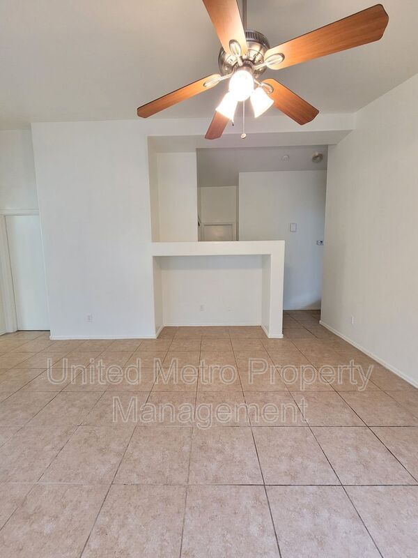 Building Photo - 15036 W Calavar Rd