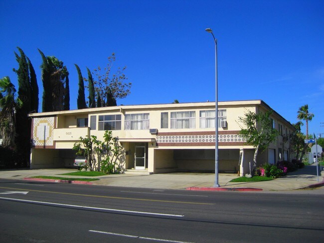 Foto del edificio - 5625 Kester Ave
