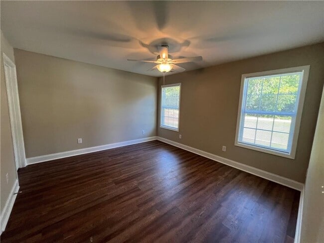 Foto del edificio - 5952 Moon Dr