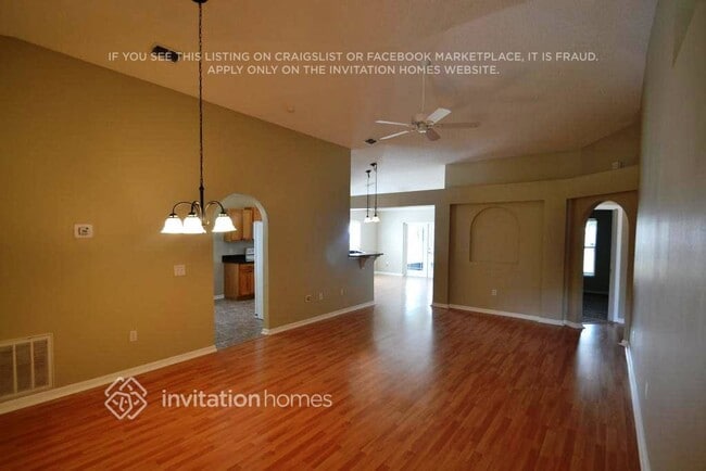 Foto del edificio - 120 Crown Colony Way