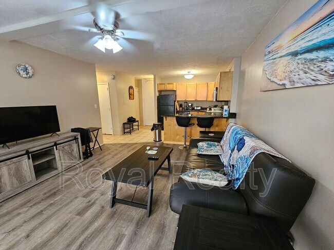 Foto del edificio - 430 Kaiolu St