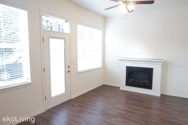 Foto del edificio - 6006 SE 53rd Ave