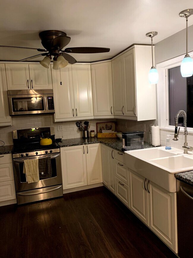 Foto del edificio - Peaceful 3bed 2 bath Escape in the Heart o...