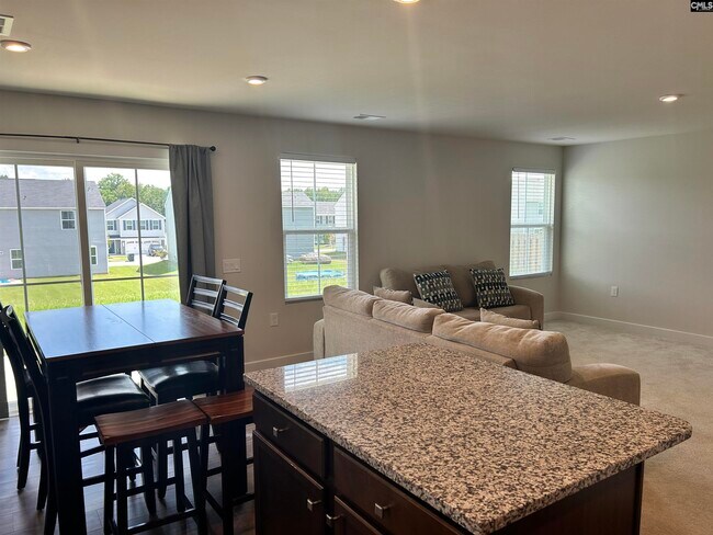 Foto del edificio - 1037 Cameron Ridge Dr