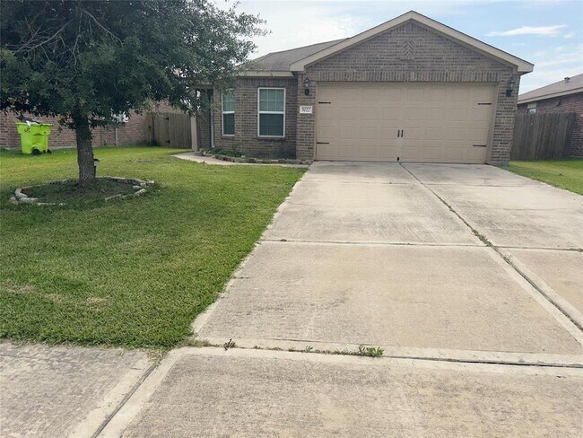 Foto del edificio - 5022 Beck Ln