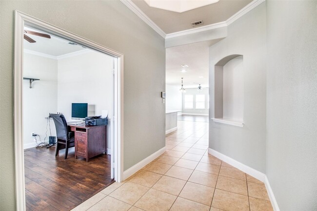 Building Photo - The home has 3 marvelous bedrooms and 2 fu...