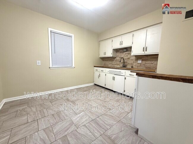 Foto del edificio - 4703 N 45th St