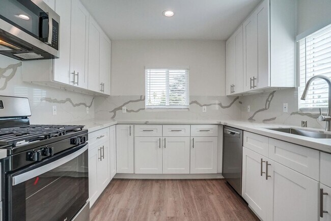 Foto del interior - 343 Warren Ln (B)