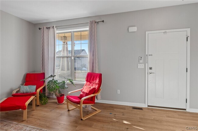 Foto del edificio - 4809 Lepinske Farm Pl