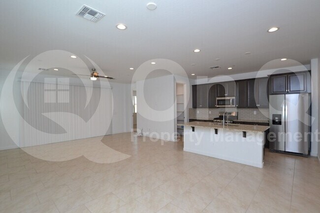 Building Photo - 13279 W Red Range Way