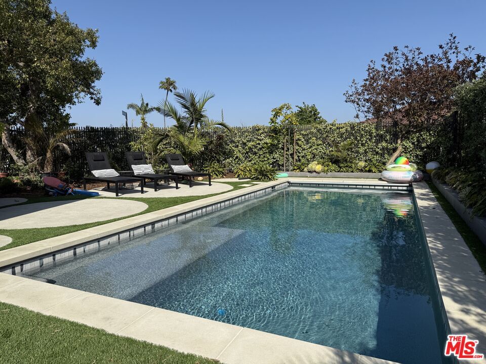 Foto principal - 4587 Don Felipe Dr
