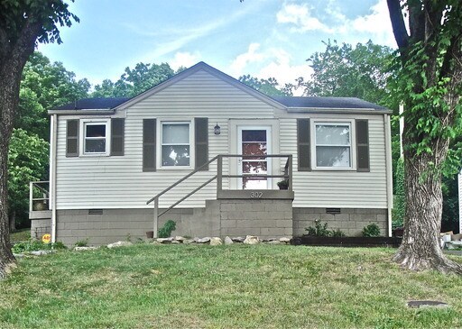Primary Photo - Adorable 2 Bedroom 1 Bath Home in Sylvan H...