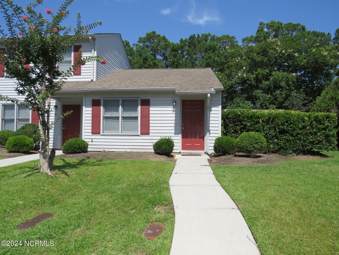 Foto principal - 6 Portwest Townhouses Dr
