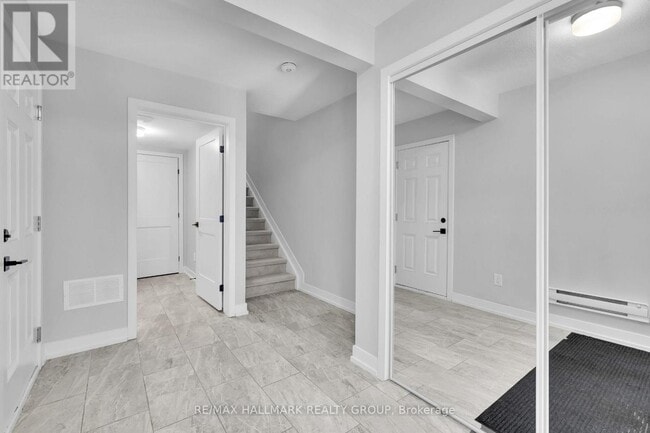 Building Photo - 233 Anyolite Private