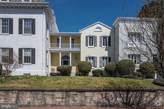 Building Photo - 3239 N St NW