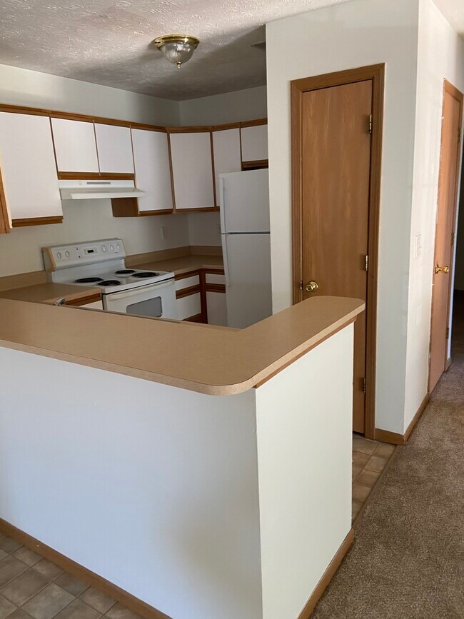 Creekside Park Apartments IL