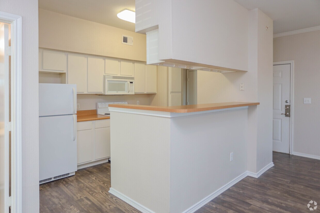 Stoneleigh on Cartwright Apartments in Balch Springs, TX