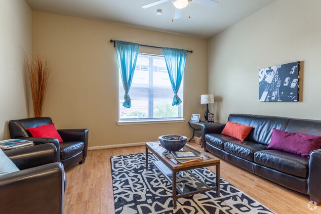 Living Room - Grayson
