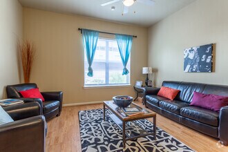 Living Room - Grayson