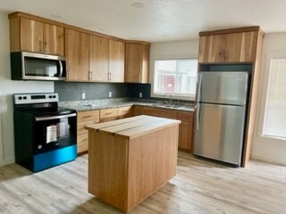 Foto del edificio - 190 E Cooper Ave
