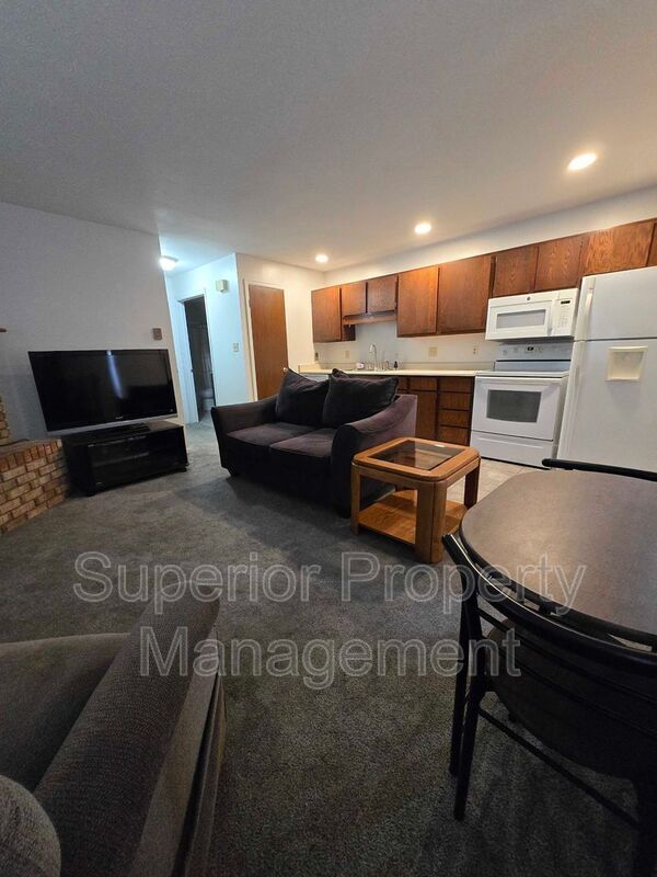 Building Photo - 4950 King Arthur