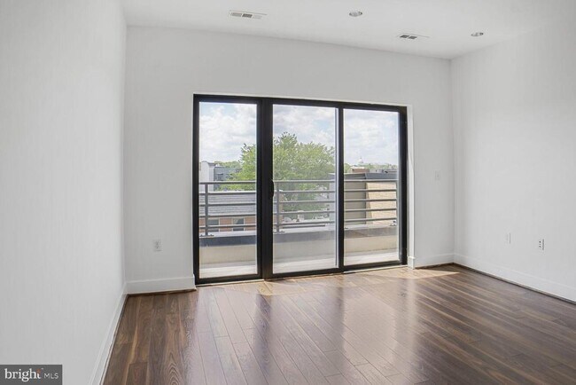 Foto del edificio - 1111 Orren St NE