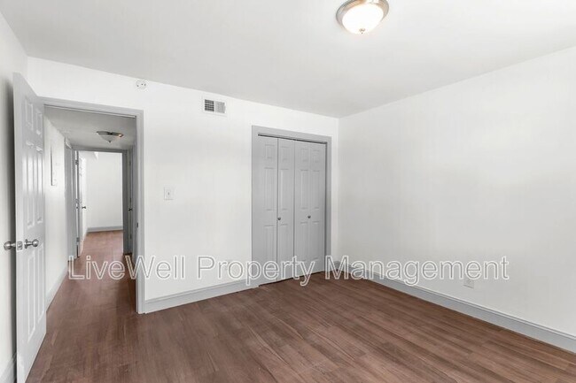 Foto del edificio - 2608 20th Ave N