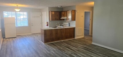 Building Photo - 25 Scarbrough Ln