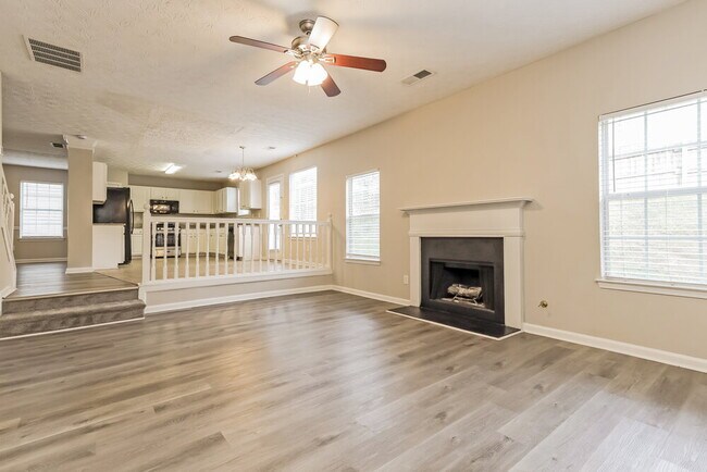Building Photo - 1110 Ivey Ln