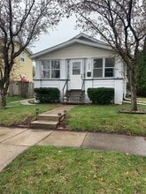 Building Photo - 2204 42nd St