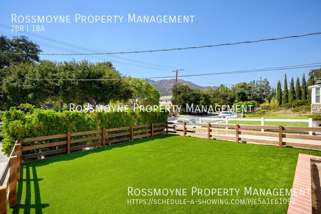 Building Photo - $3000.00-2 bedroom/ I Bathroom Front House...