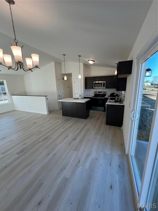 Foto del edificio - 160 Rivers Edge Dr