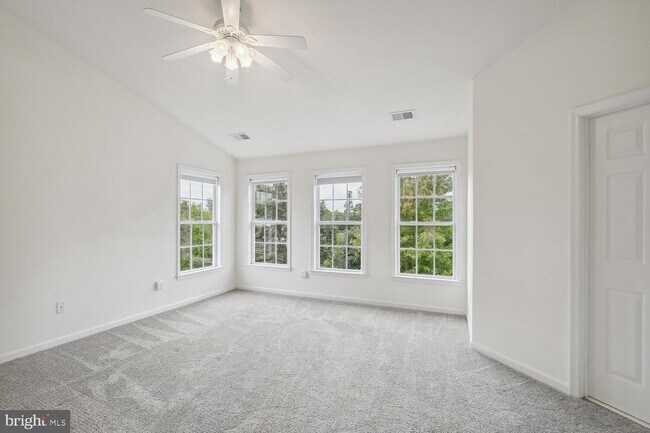 Building Photo - 25150 Boomerang Terrace