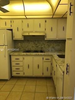 Foto del edificio - 601 S State Rd 7